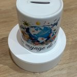 objets personnalisés mug, planche à découper, stylos, décapsuleurs